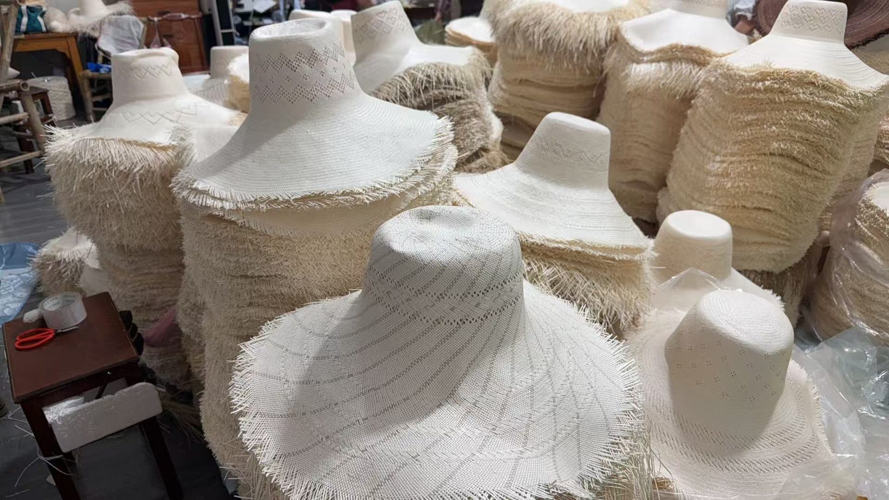 Wholesale hat inventory and storage photo 1