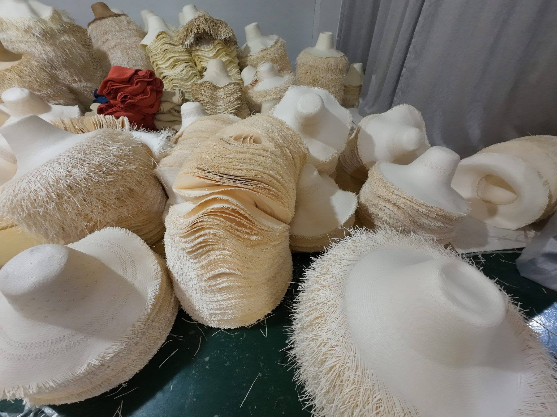 Wholesale hat inventory and storage photo 8