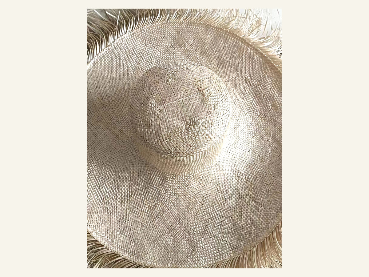 Creased Crown Natural Straw Hat Body N05 for Wholesale | product photo