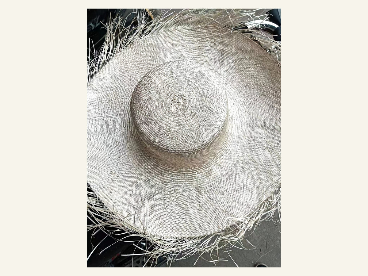 Round-Crown Wide-Brim Natural Straw Hat Body N06 for Wholesale | product photo