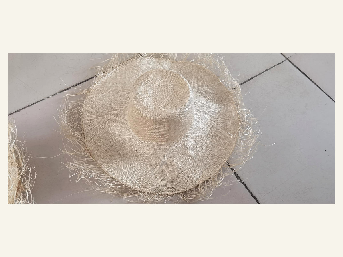 Fringed Round Crown Natural Straw Hat Body N08 for Wholesale | product photo
