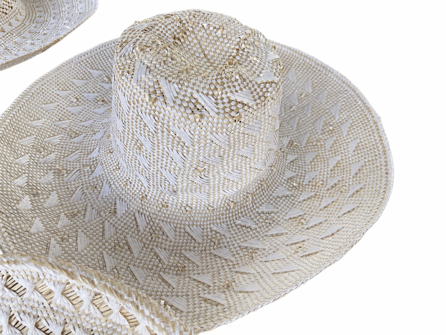 Layered Openwork Wide-Brim Natural Straw Hat Body N10 | product photo