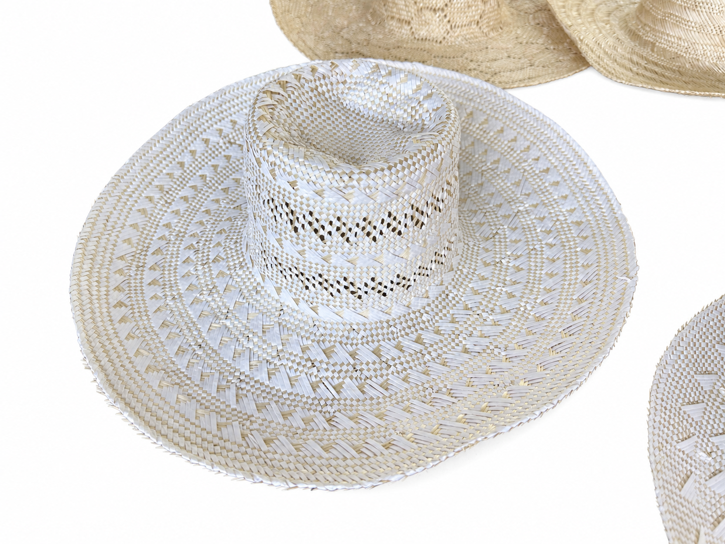 Checked Openwork Natural Straw Hat Body N14 | product photo